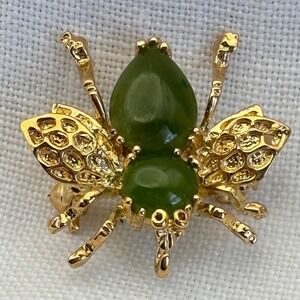 Bee Pendant Brooch Green Jade Mei Alaska Goldtone #2